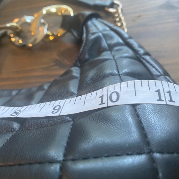 Urban Expressions Quilted Black Vegan Leather Bag - Picture 7 of 9